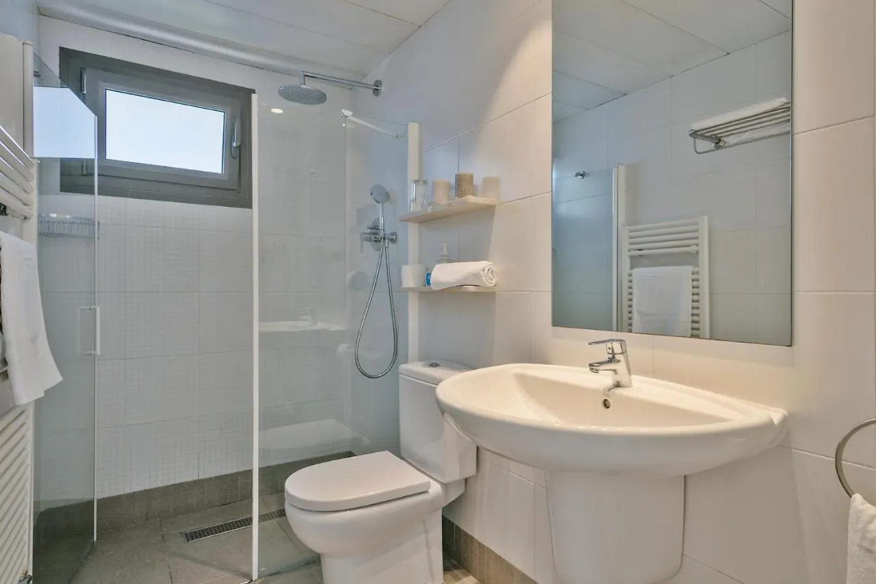 شقة Apartamentos Castellmar كاستيلديفيلس